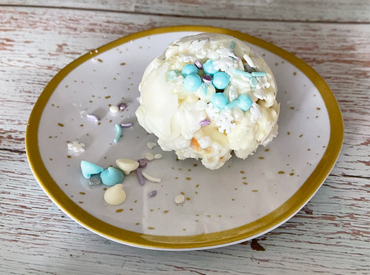 Winter-Popcorn-Snowball