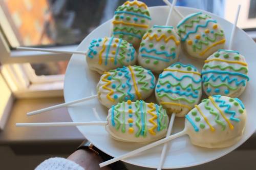 Cake Pops Baking Kit -  Egg Shape (Vanilla Flavor)