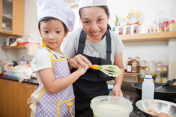 How to Teach Kids to Bake: A Step-by-Step Guide
