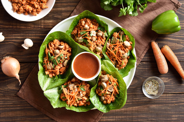 Asian,Minced,Meat,Lettuce,Wraps,On,Wooden,Background.,Top,View,