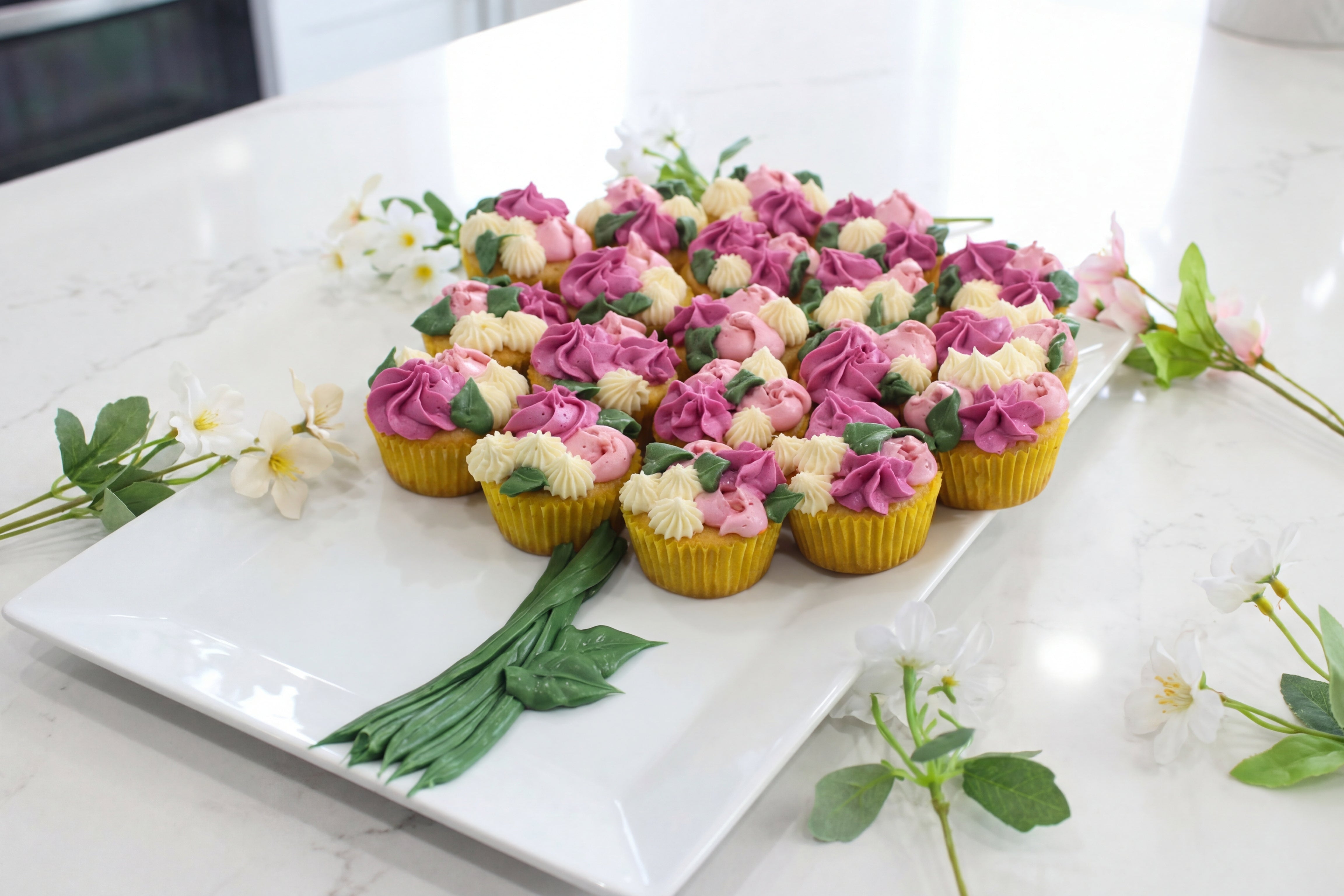 Mother's Day Pull Apart Flower Bouquet Cupcakes – Baketivity
