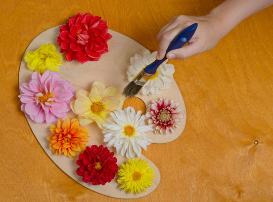Autumn,Flowers,Of,Bright,Flowers,On,A,Palette,Together,With